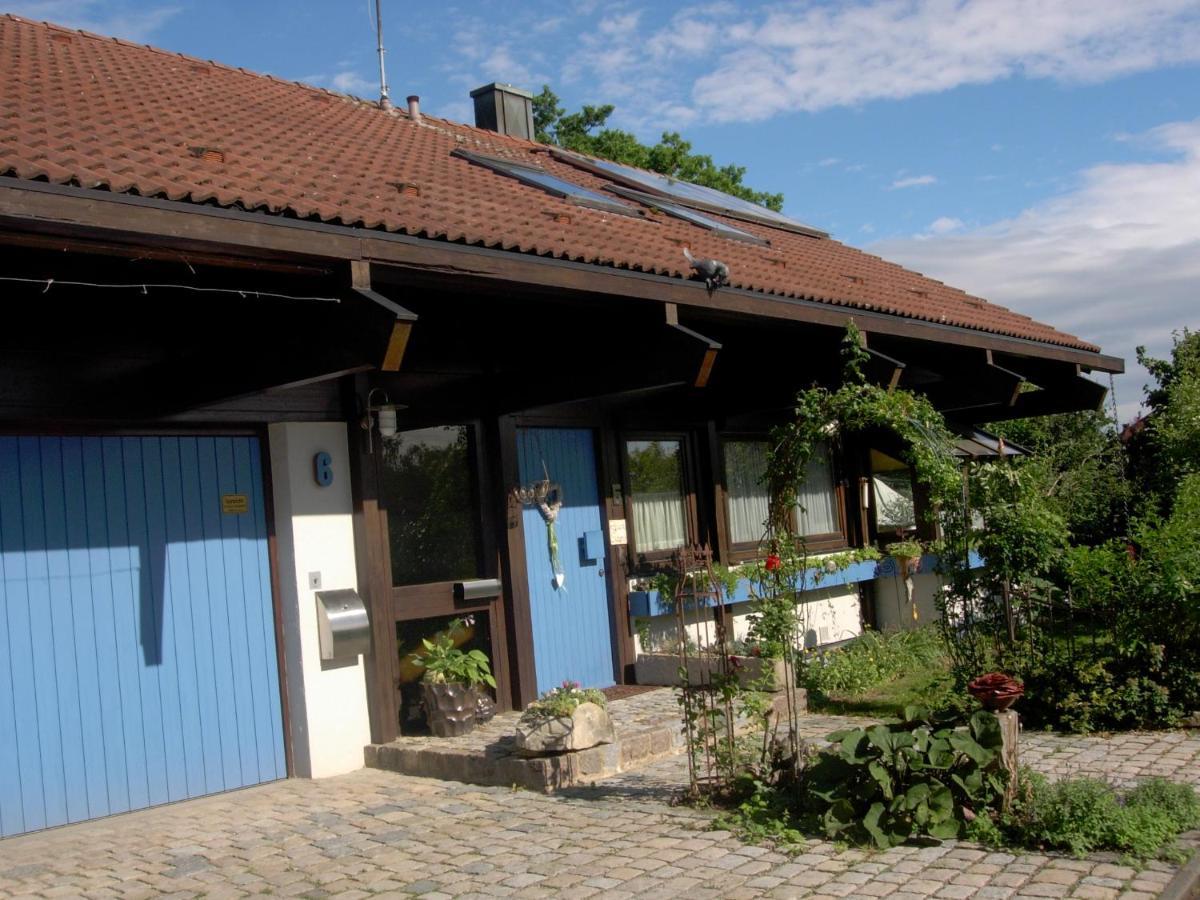 Ferienwohnung Gartenreich Obereisenheim エクステリア 写真
