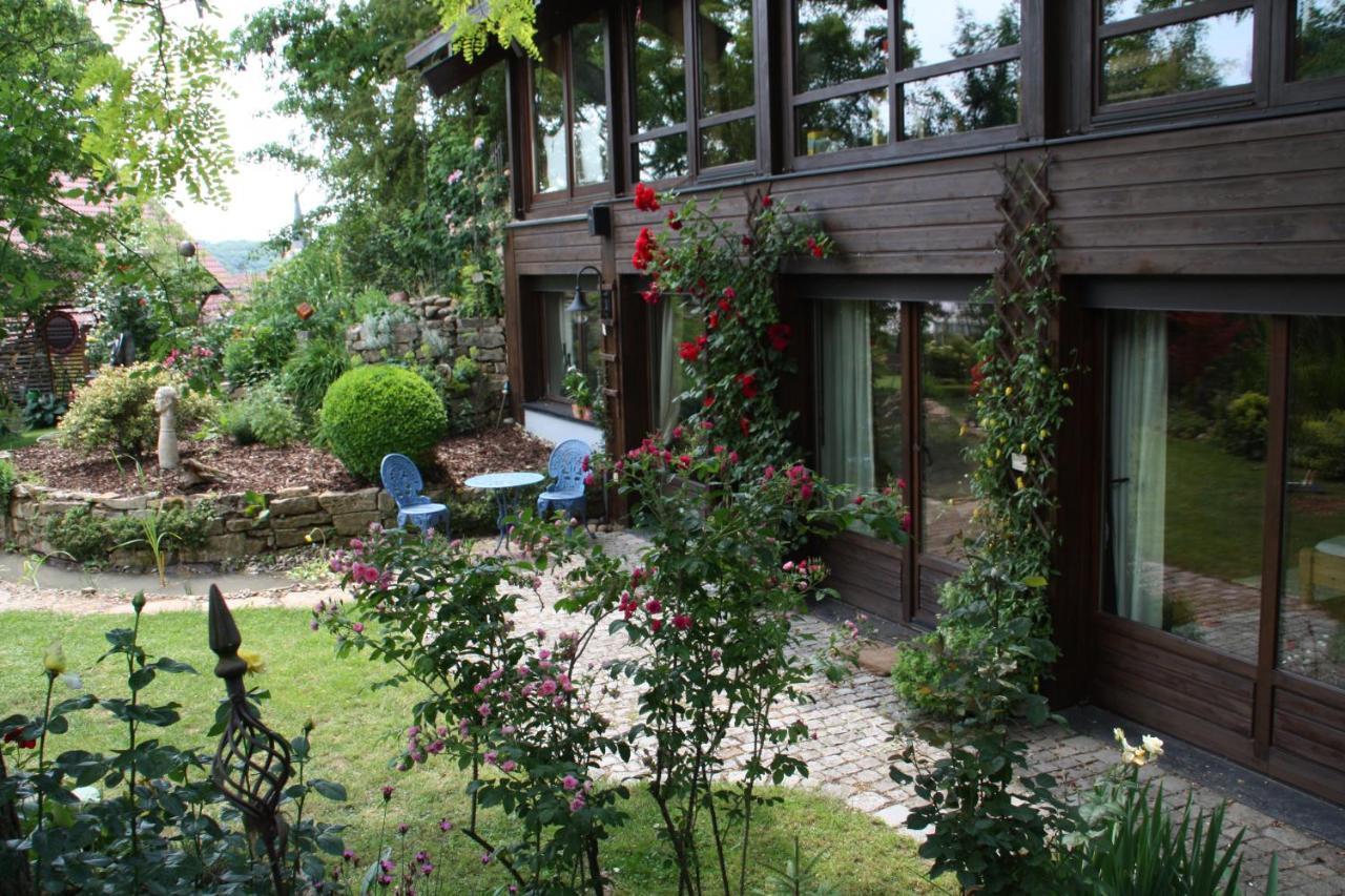 Ferienwohnung Gartenreich Obereisenheim エクステリア 写真